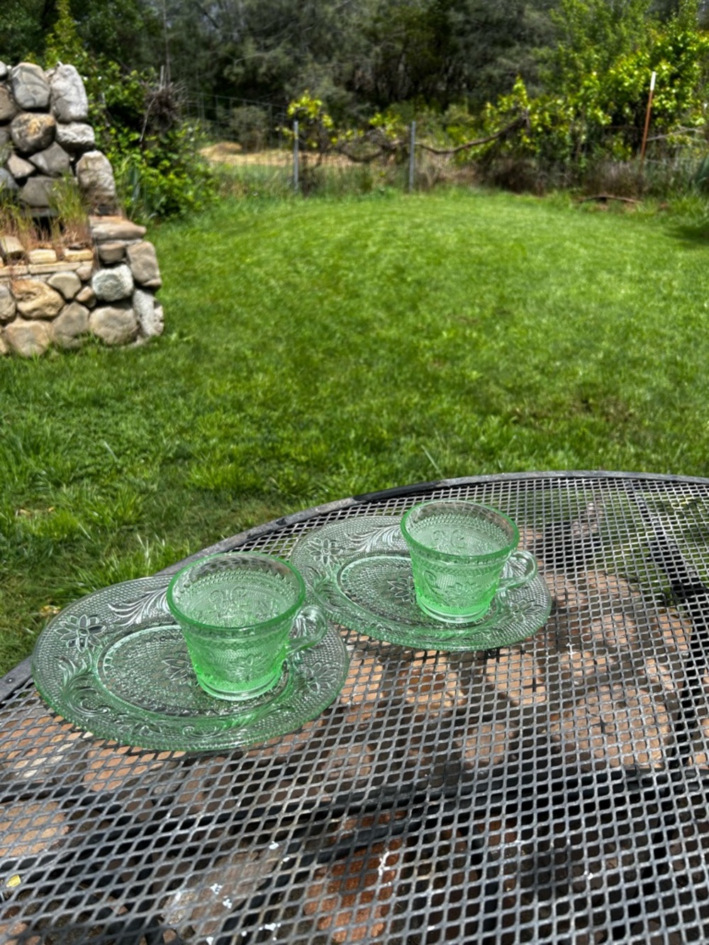 Vintage-Style Pressed Glass Cup & Saucer Set in Light Green - 2-Piece Serveware